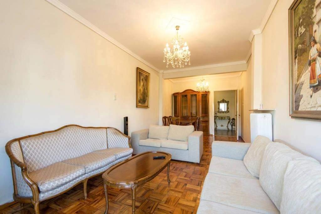 Κεντρικό Κλασικό Διαμέρισμα 2 Δωματίων Appartement Thessaloniki Buitenkant foto